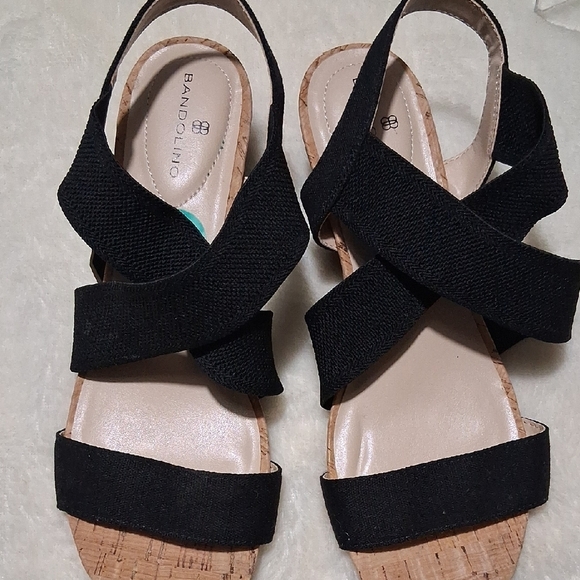 Bandolino Black Sandals with Stretchy Crisscross Straps - Picture 1 of 7
